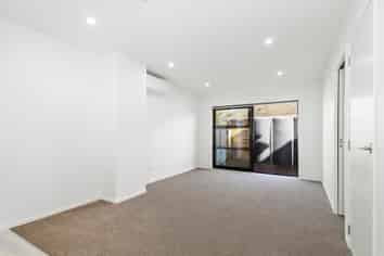 16D Joseph Grove, Elderslea