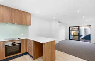 16D Joseph Grove, Elderslea