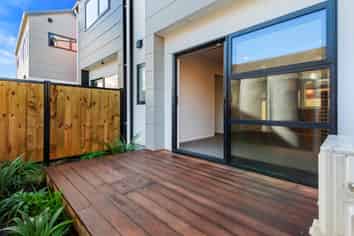 16D Joseph Grove, Elderslea