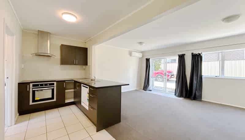 1B/16 Viewland Avenue, Onehunga