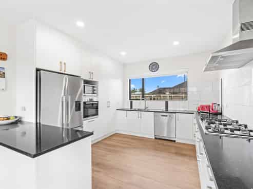 15 Glen Wallace Road, Waipu
