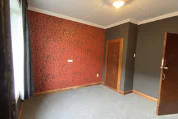 224 Pomona Street, Strathern