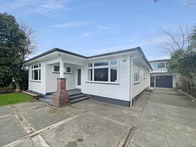 5 Featherston Street, Takaro