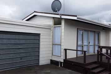 2/341 Kamo Road, Whau Valley