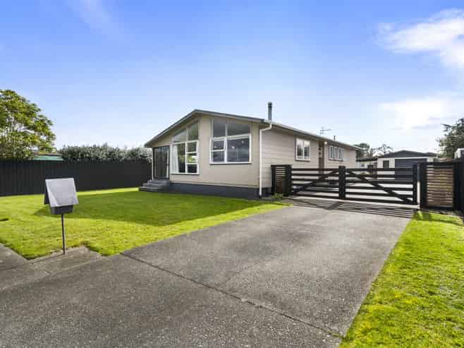 11 Ashdown Crescent, Feilding