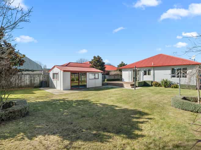 5 Nortons Road, Avonhead