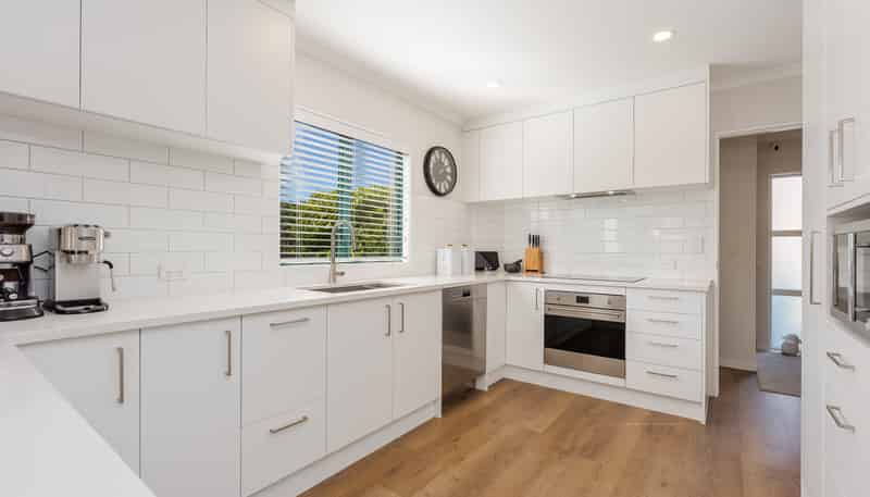 4 Midshipman Court, Gulf Harbour