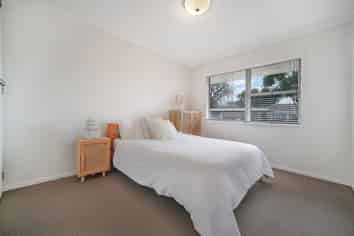 2/16 Inkerman Street, Onehunga
