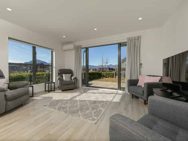 1 Mount Nicholas Avenue, Wanaka