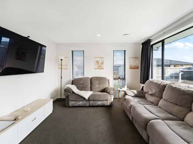 25 Dumas Place, Papakura