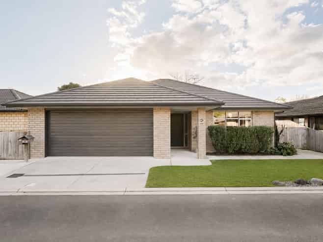 3 Himalayan Close, Judea