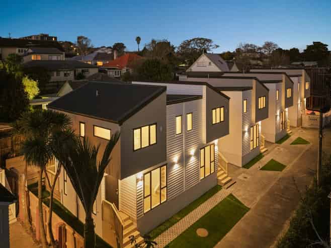 24  Arthur Street, Ellerslie