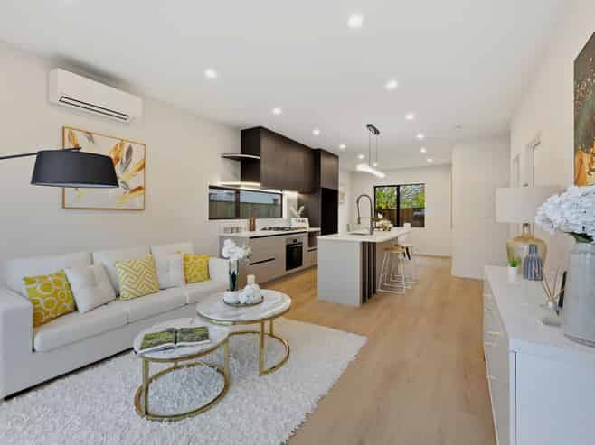 44 Bradbury Road, Botany Downs