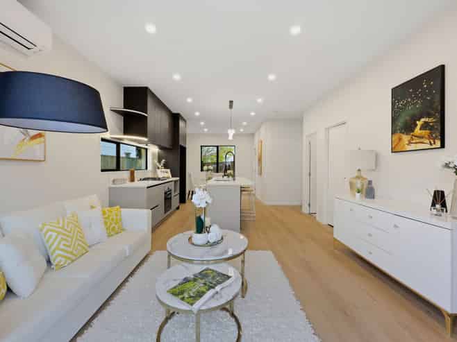 44 Bradbury Road, Botany Downs
