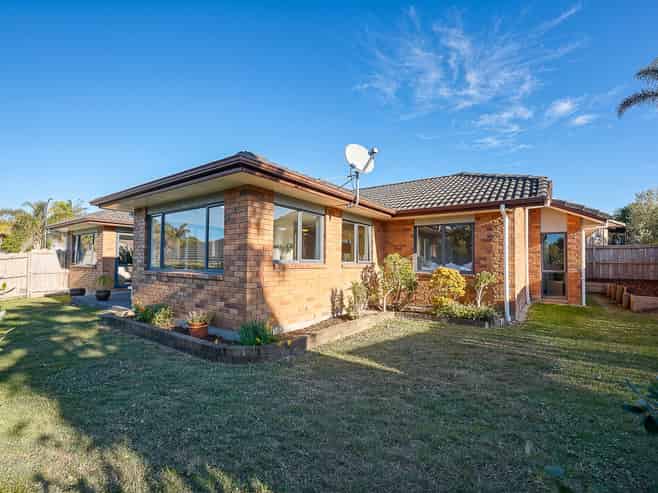 7 Fairford Avenue, Henderson