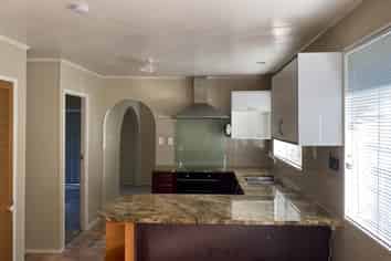 115 Aviemore Drive, Highland Park