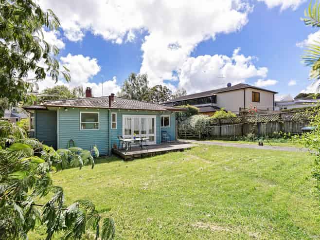 150 The Drive, Epsom