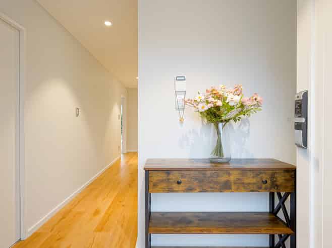 77 Bordeaux Parade, Te Atatu South