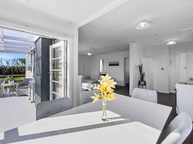 90 Smart Road, Glen Avon