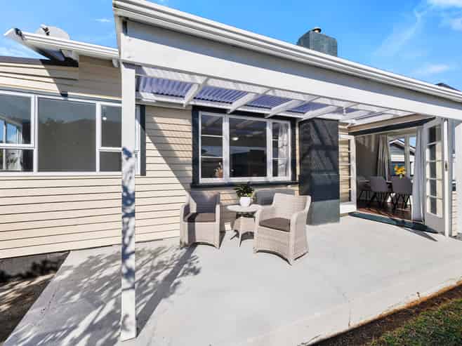 90 Smart Road, Glen Avon