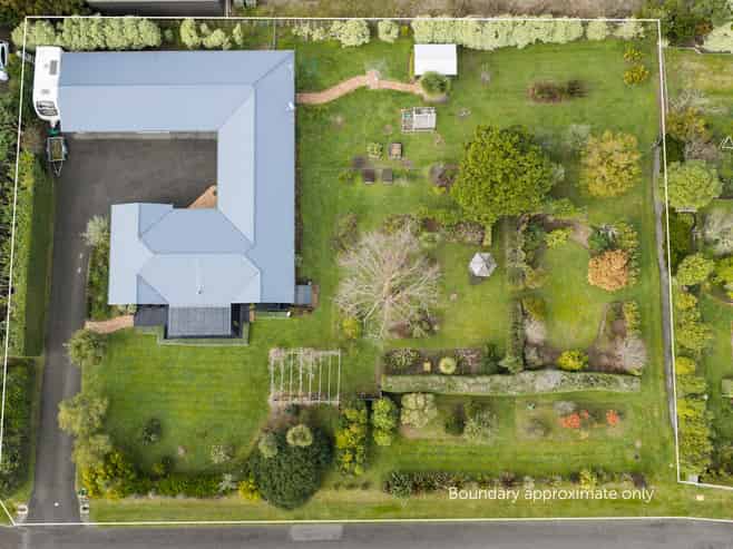 8 Oranga Lane, Feilding