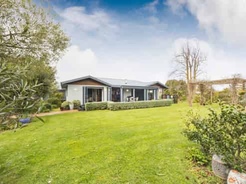 8 Oranga Lane, Feilding