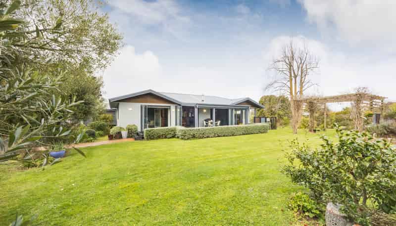8 Oranga Lane, Feilding