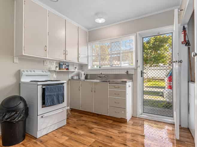 A/24 Second Avenue, Avenues