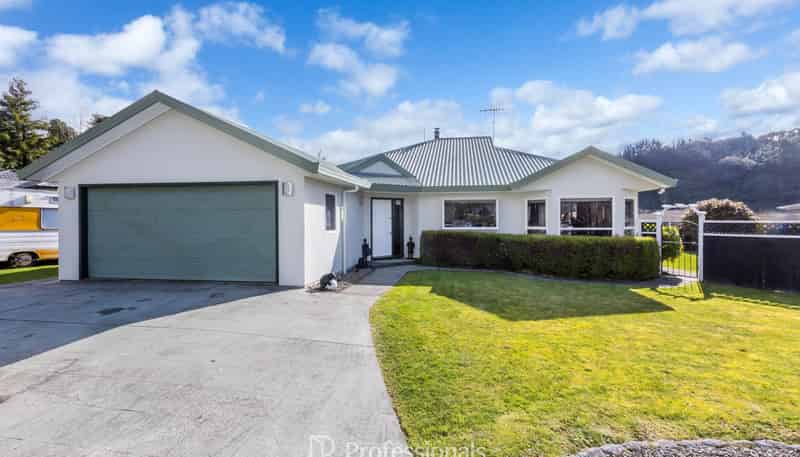 24 Carlow Grove, Birchville