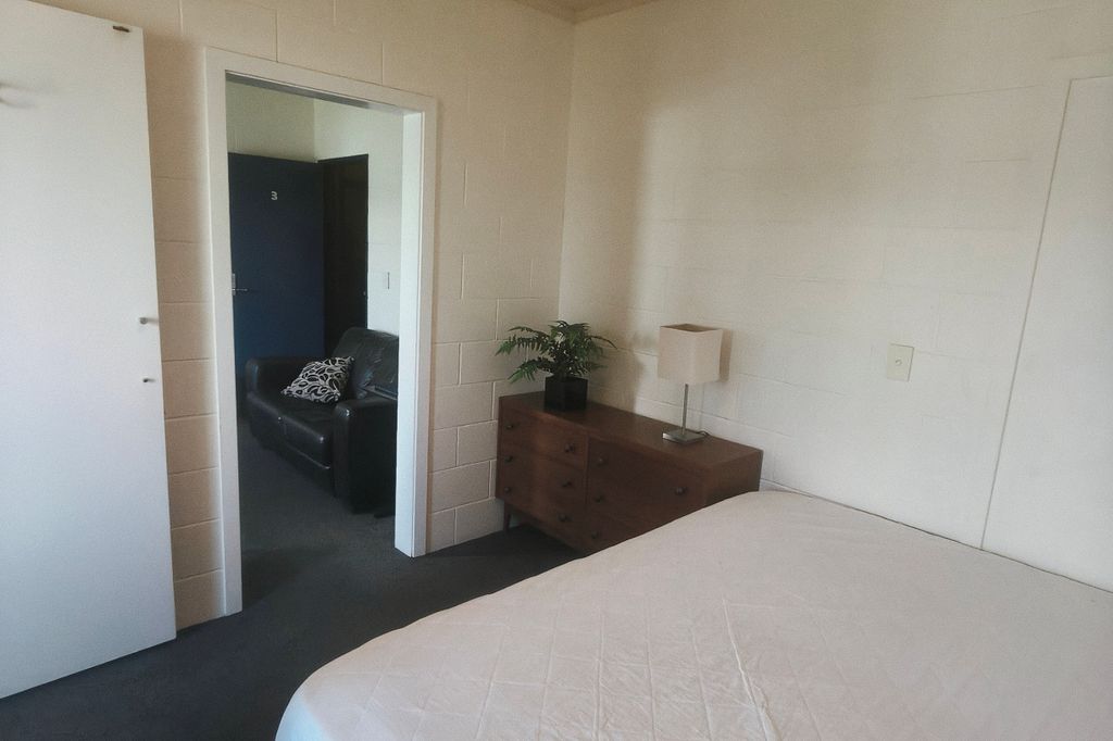 Centrally located & Move in ready! 4
