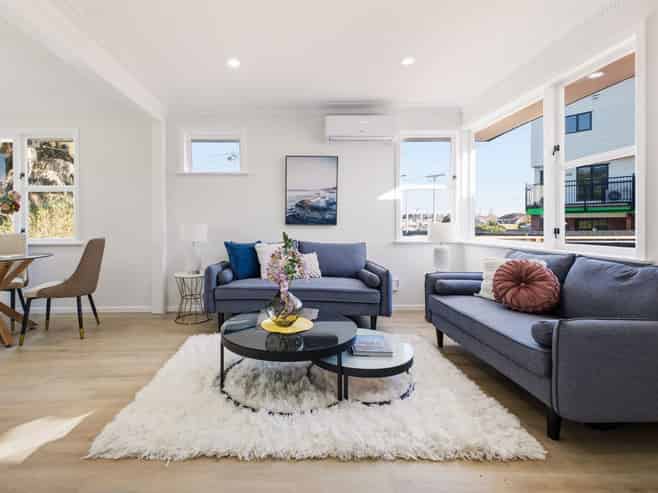 64 Fisher Crescent, Otara