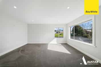 3 Dinning Road, Riverhead