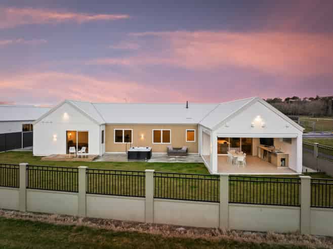 104 Pelorus Avenue, Poraiti