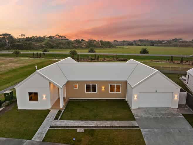 104 Pelorus Avenue, Poraiti