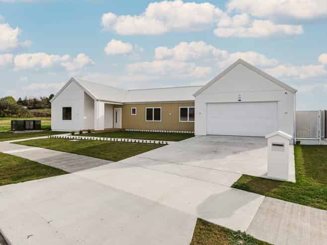 104 Pelorus Avenue, Poraiti