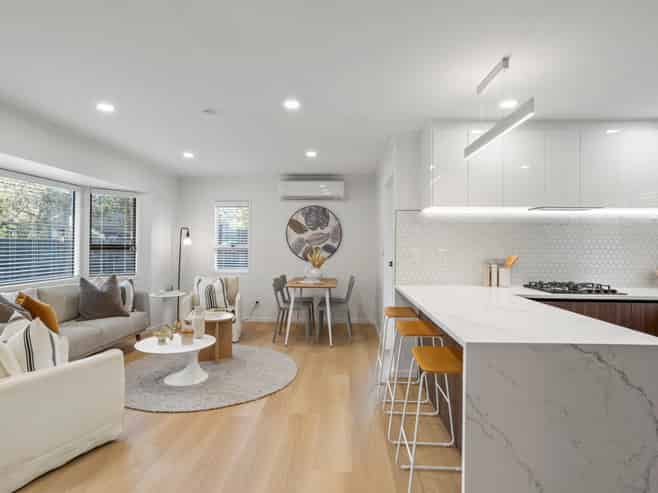 1/11 Hughes Terrace, Te Atatu Peninsula