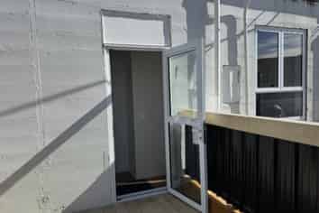 Prime Location Lease