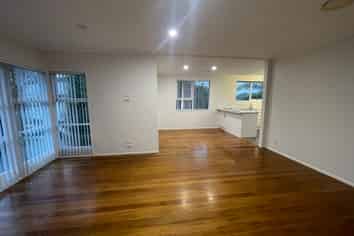 10 Yeoman Place, Howick