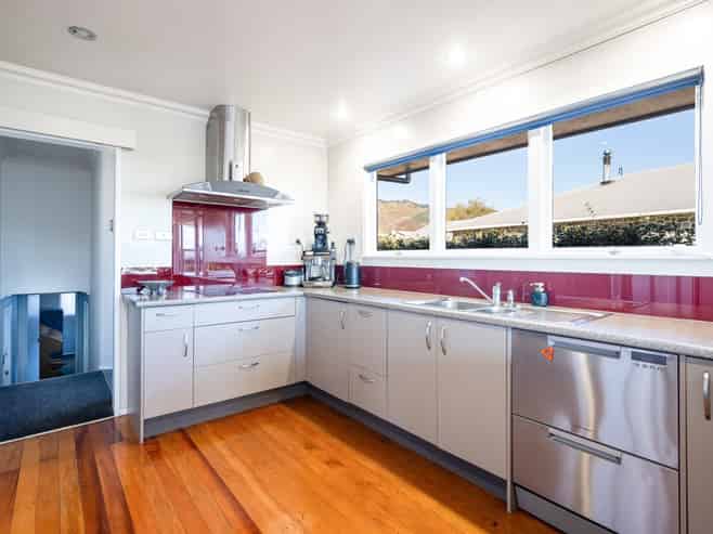 28 Salisbury Road, Richmond