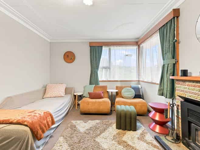 4 Eastbourne Street, CAVERSHAM