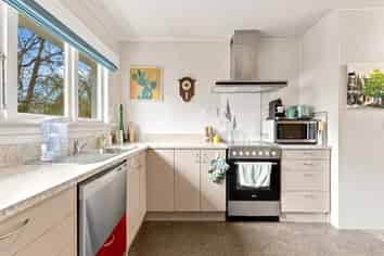 4 Eastbourne Street, CAVERSHAM