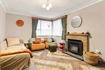 4 Eastbourne Street, CAVERSHAM