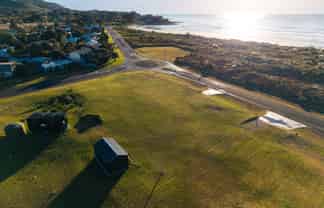 50 Blakes Approach, Mahia