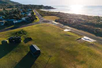 50 Blakes Approach, Mahia