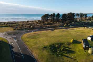 50 Blakes Approach, Mahia