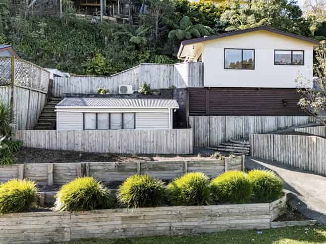 77 Poplar Grove, Whalers Gate