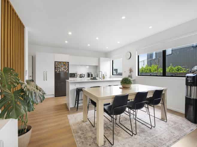 17C Cessna Crescent, Mangere
