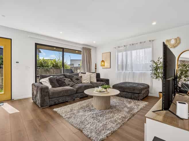 17C Cessna Crescent, Mangere