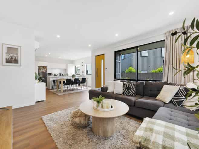 17C Cessna Crescent, Mangere