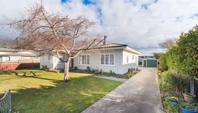 4 Simon Street, Feilding